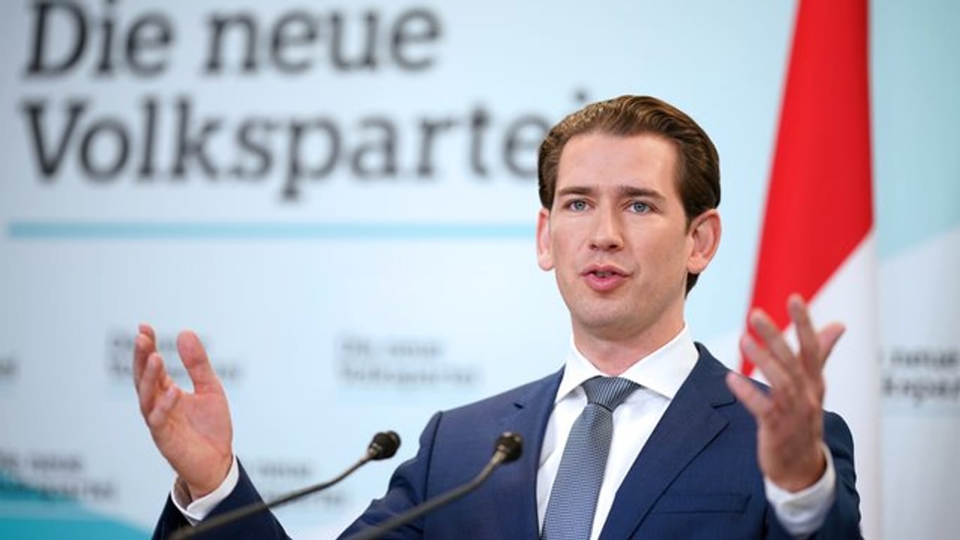 Sebastian Kurz, Ex-Kanzler und ÖVP-Vorsitzender, will mit den Grünen über eine Koalition verhandeln.