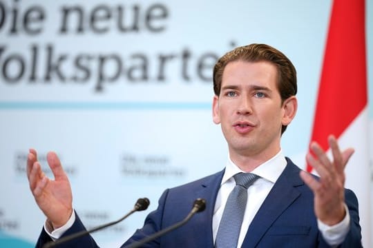 Sebastian Kurz, Ex-Kanzler und ÖVP-Vorsitzender, will mit den Grünen über eine Koalition verhandeln.