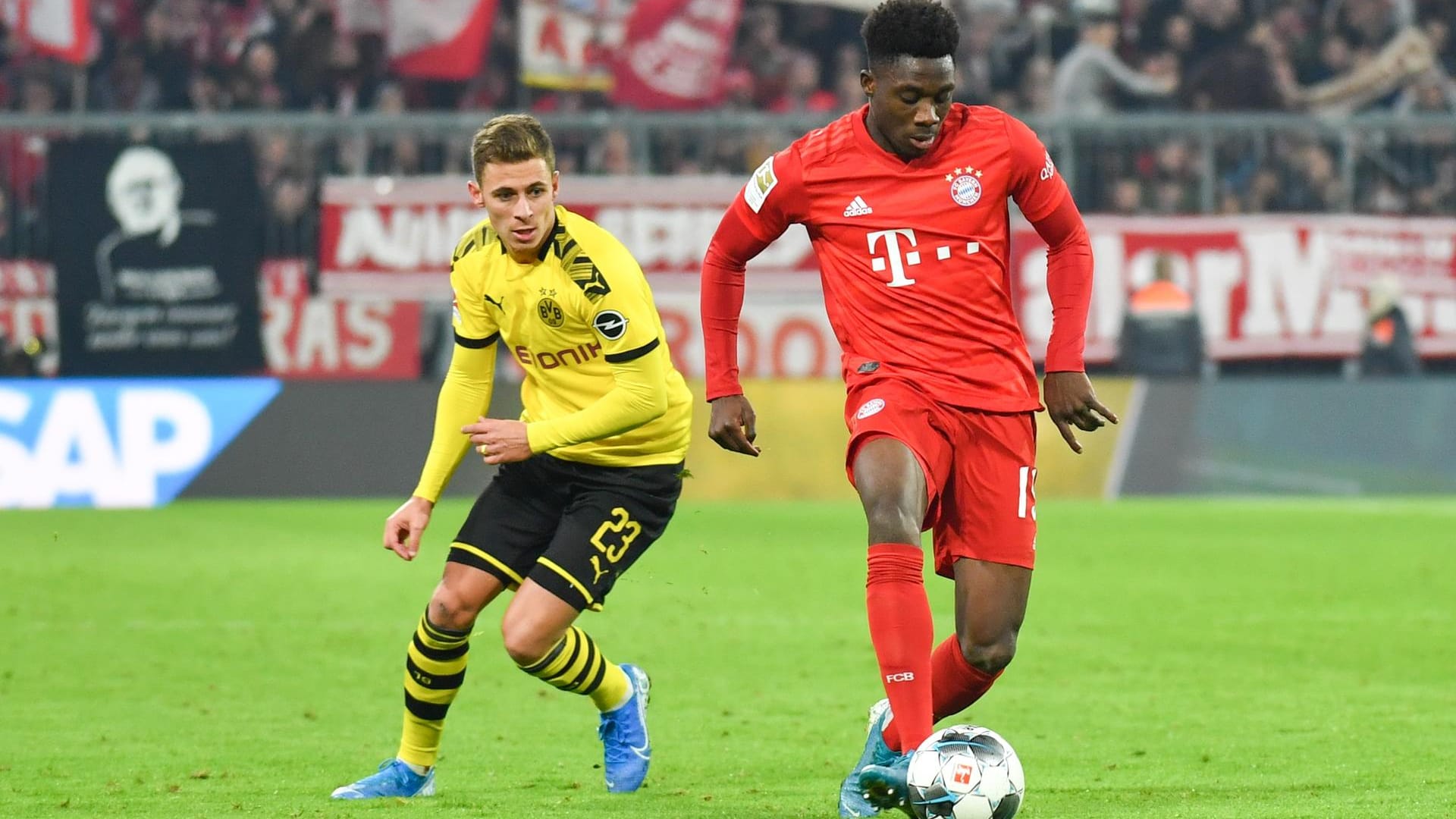 Alphonso Davies brachte gegen Dortmund 94 Prozent seiner Pässe an und gewann 85 Prozent seiner Zweikämpfe.