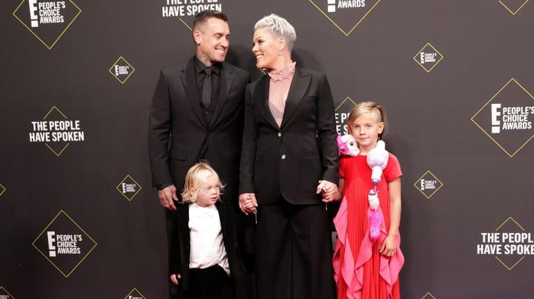 Die Popsängerin und ihre Familie: "Pink" mit ihrem Ehemann Carey Hart und den zwei gemeinsamen Kindern.