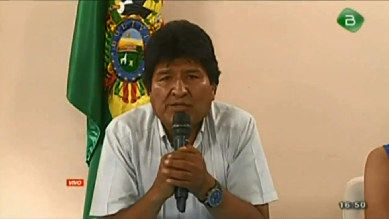 Evo Morales in einem Standbild aus dem Staatsfernsehen: Der Präsident Boliviens hatte am Sonntag seinen Rücktritt bekannt gegeben.