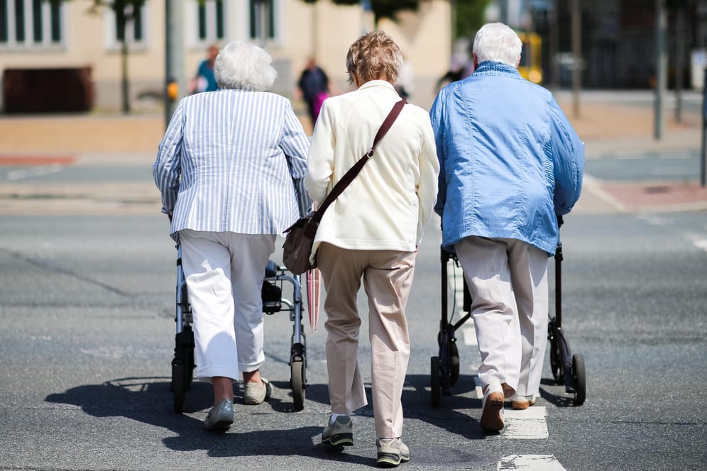 Rentner: Das Vertrauen in die betriebliche Altersvorsorge soll gestärkt werden.