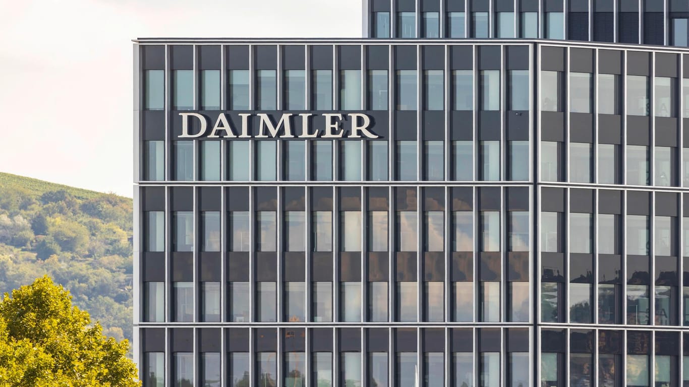 Daimler in Stuttgart: Immer mehr Autobesitzer verklagen den Konzern.