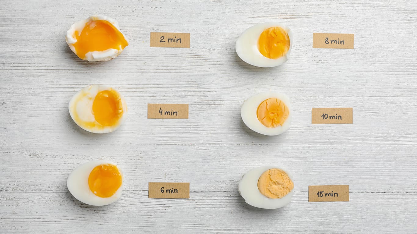 Gekochte Eier: Es gibt verschieden Kochzeiten für Eier – von weich bis hart.