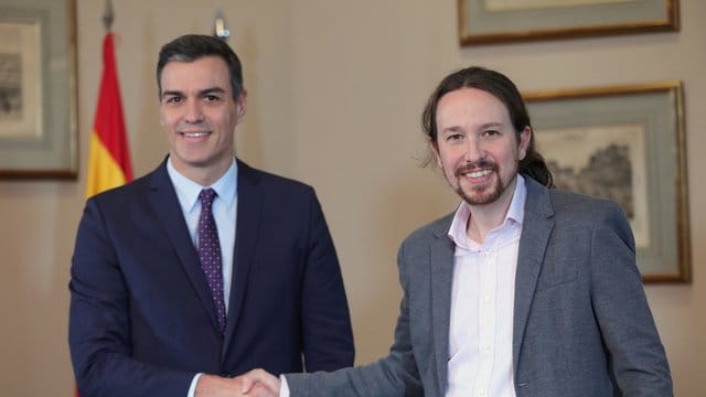 Pedro Sánchez (l), amtierender Ministerpräsident von Spanien, und Pablo Iglesias, Chef des Linksbündnisses Unidas Podemos. Pedro Sánchez (l), amtierender Ministerpräsident von Spanien, und Pablo Iglesias, Chef des Linksbündnisses Unidas Podemos.