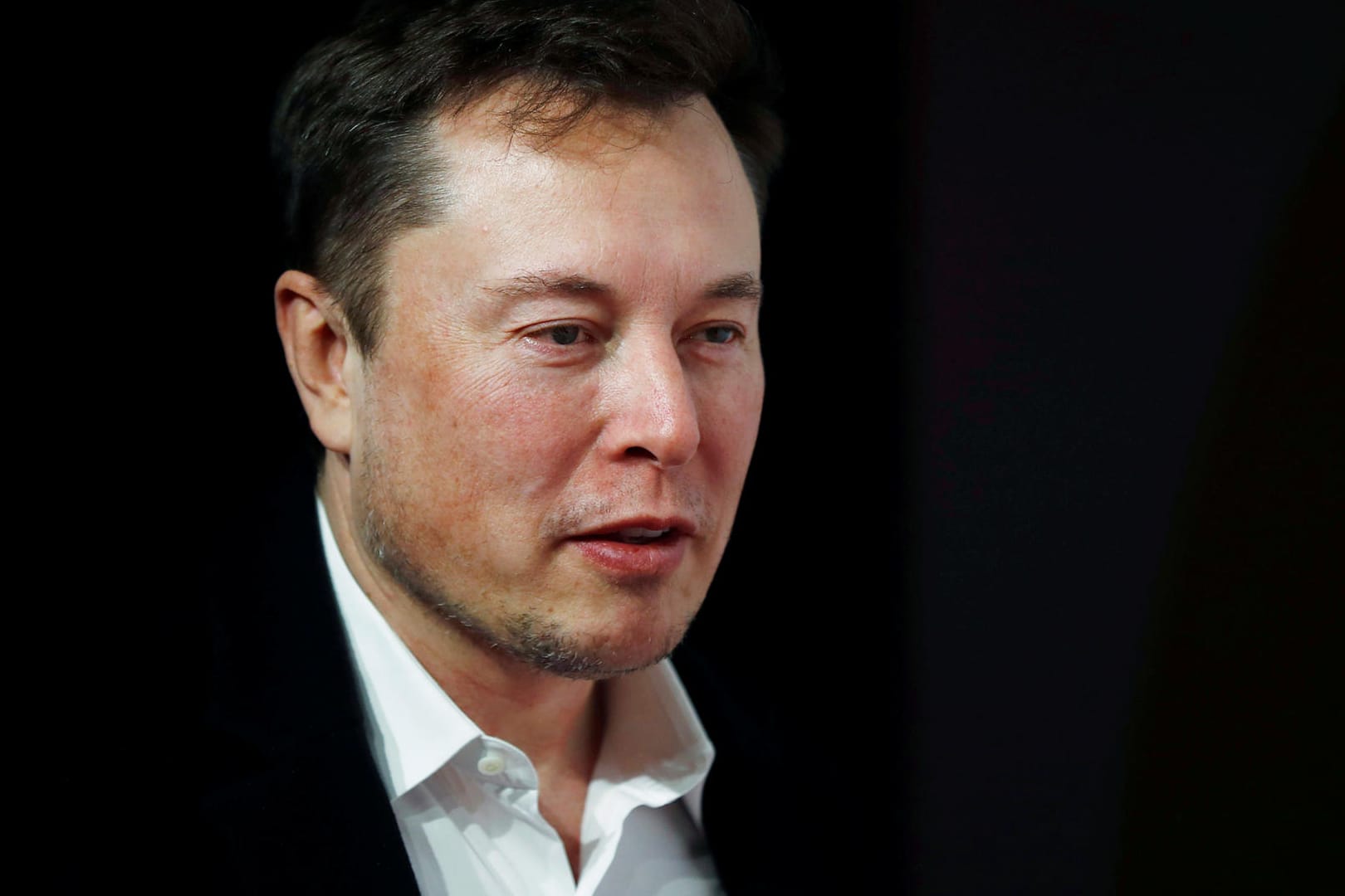 Elon Musk in Berlin: Der Tesla-Chef machte bei einer Preisverleihung eine überraschende Ankündigung. Elon Musk in Berlin: Der Tesla-Chef machte bei einer Preisverleihung eine überraschende Ankündigung.