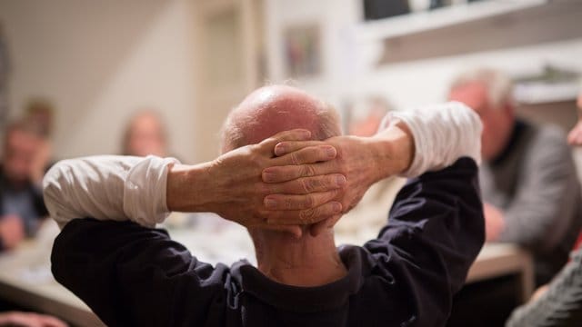 So verschieden Selbsthilfegruppen sind, eins haben sie gemeinsam: Die Betroffenen tauschen sich aus und bleiben unter sich.