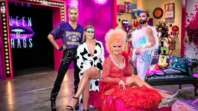 Olivia Jones (vorne) unterstützt Bill Kaulitz (hintere Reihe, l-r), Heidi Klum und Conchita Wurst in der Jury von "Queen of Drags".