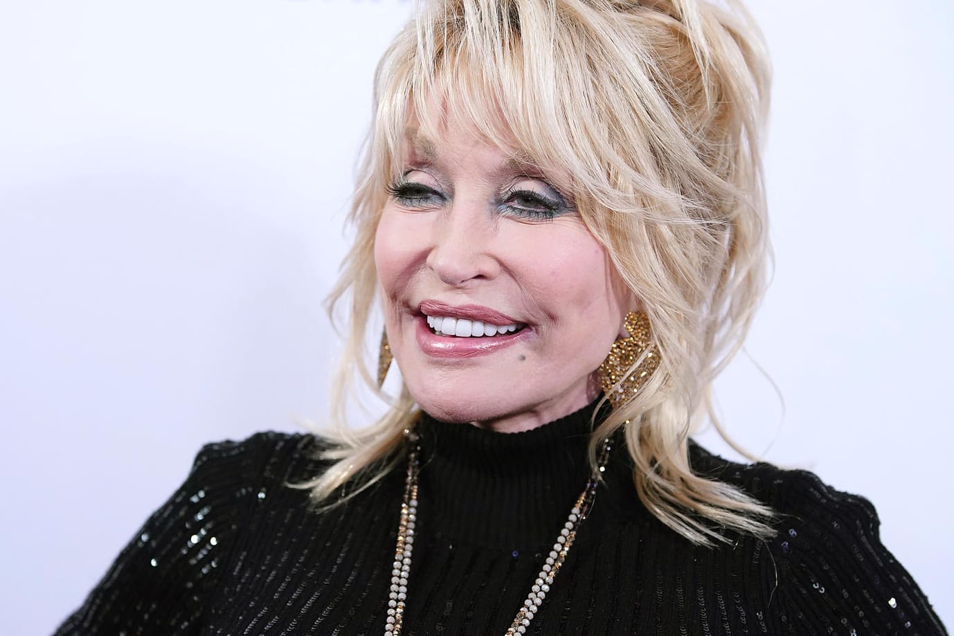 Dolly Parton: Die Sängerin hat den praktischen Nutzen von Tattoos für sich entdeckt.