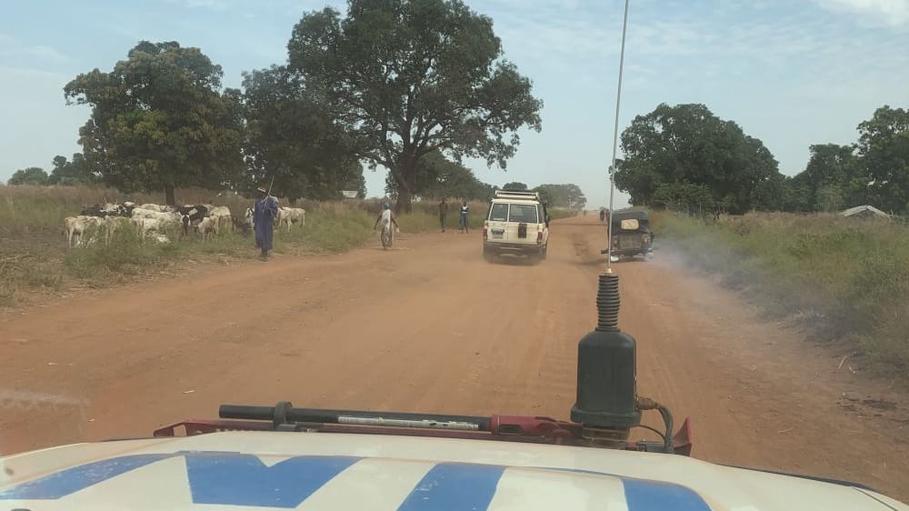 Fahrt in einem Unicef-Wagen von Wau ins Dorf Tharkueng im nördlichen Südsudan.