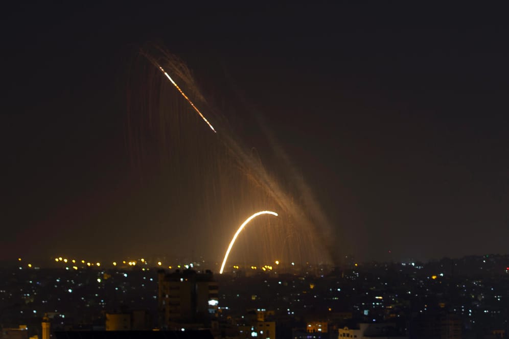 Raketen fliegen aus Gaza Richtung Israel: Die Lage in der Region ist erneut eskaliert.