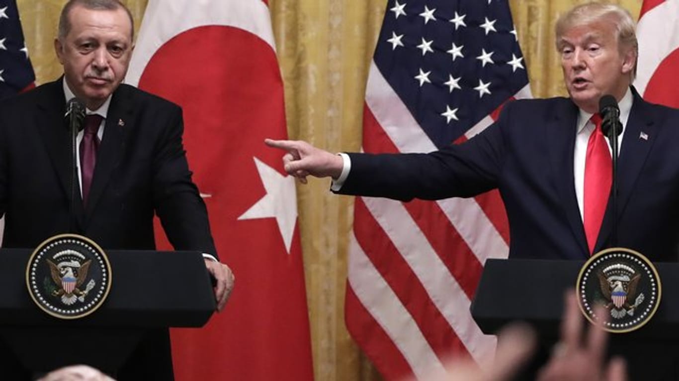 US-Präsident Donald Trump hat den türkischen Präsidenten Recep Tayyip Erdogan im Weißen Haus empfangen.
