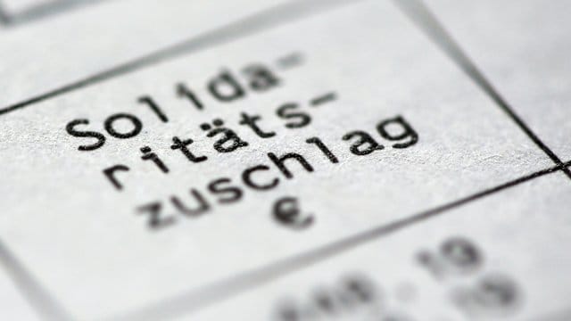 Der volle Solidaritätszuschlag soll nur noch von den reichsten 3,5 Prozent der Steuerzahler gezahlt werden.