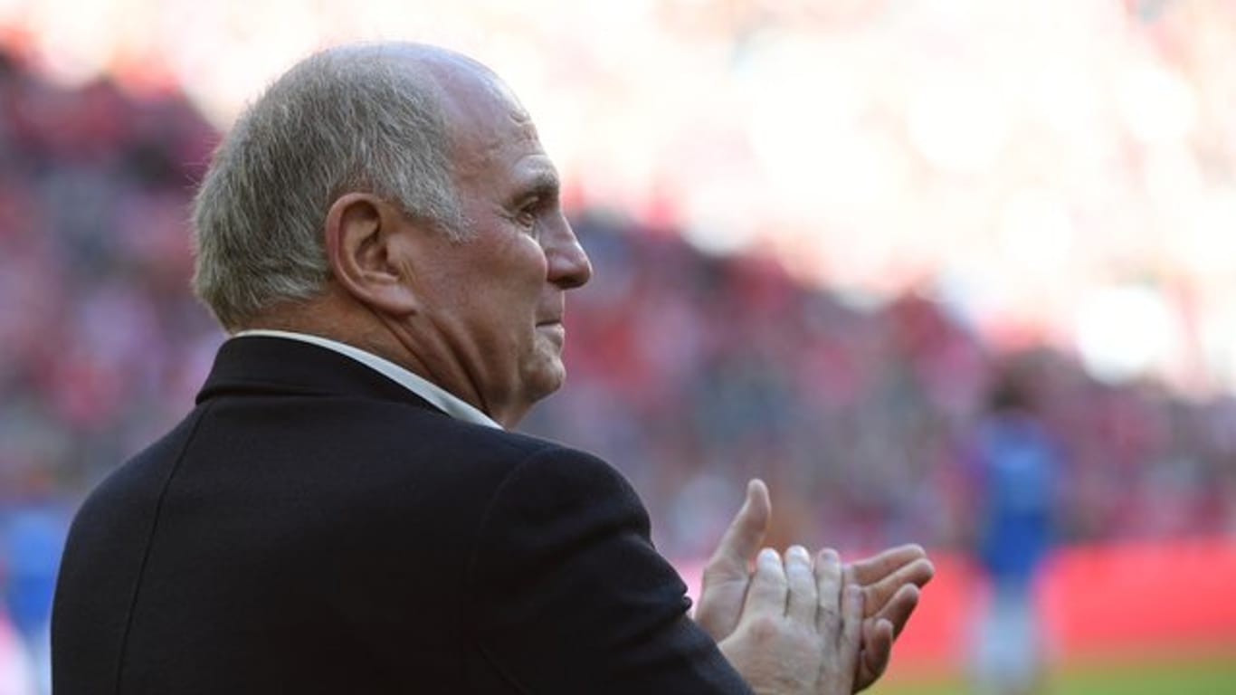 Uli Hoeneß wird sich am Freitag als Präsident des FC Bayern zurückziehen.
