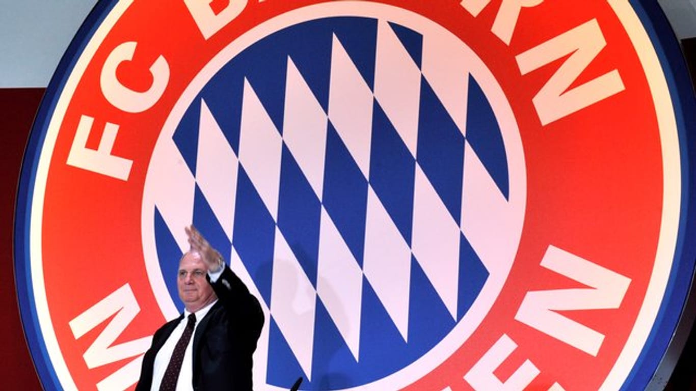 Uli Hoeneß wird am Freitag als Präsident des FC Bayern verabschiedet.