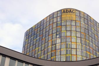 ADAC-Zentrale in München: Der Verkehrsclub schreibt seit drei Jahren operativ rote Zahlen.