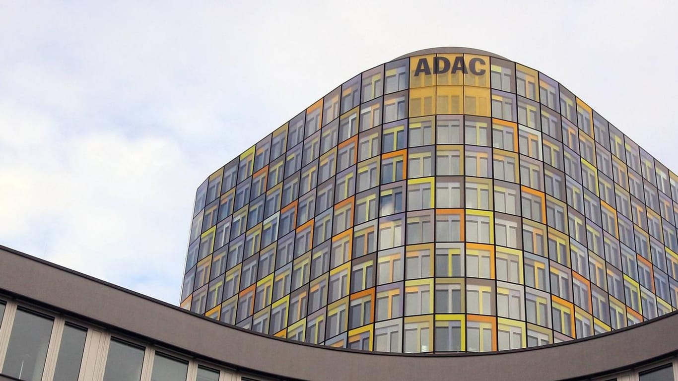 ADAC-Zentrale in München: Der Verkehrsclub schreibt seit drei Jahren operativ rote Zahlen.