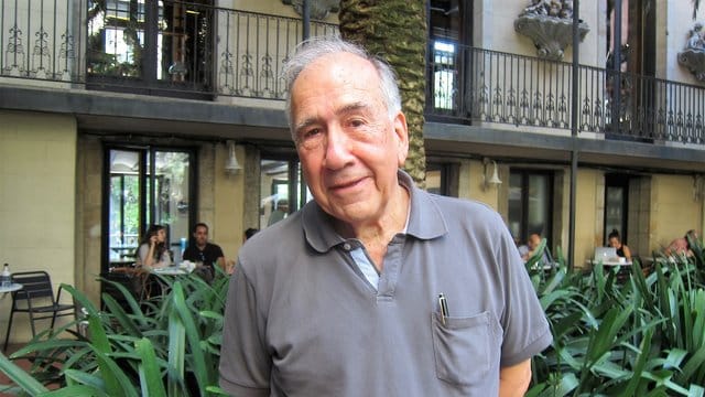 Der spanische Dichter Joan Margarit (81) wird mit dem diesjährigen Cervantes-Literaturpreis ausgezeichnet. Der spanische Dichter Joan Margarit (81) wird mit dem diesjährigen Cervantes-Literaturpreis ausgezeichnet.