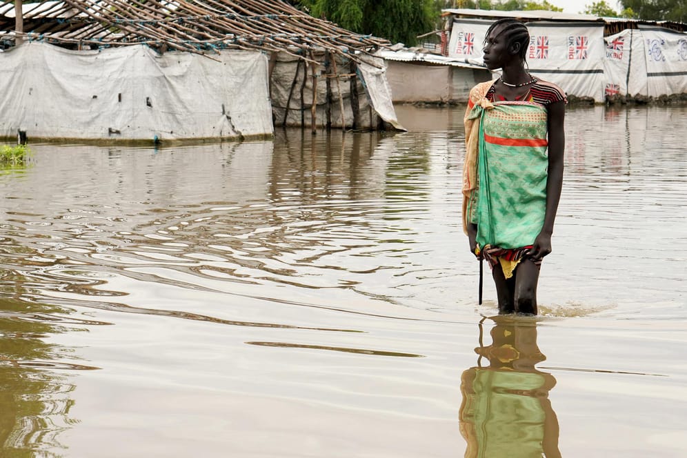 Südsudan: Starke Regenfälle verursachten verheerende Überflutungen, die Menschen brauchen Hilfe.