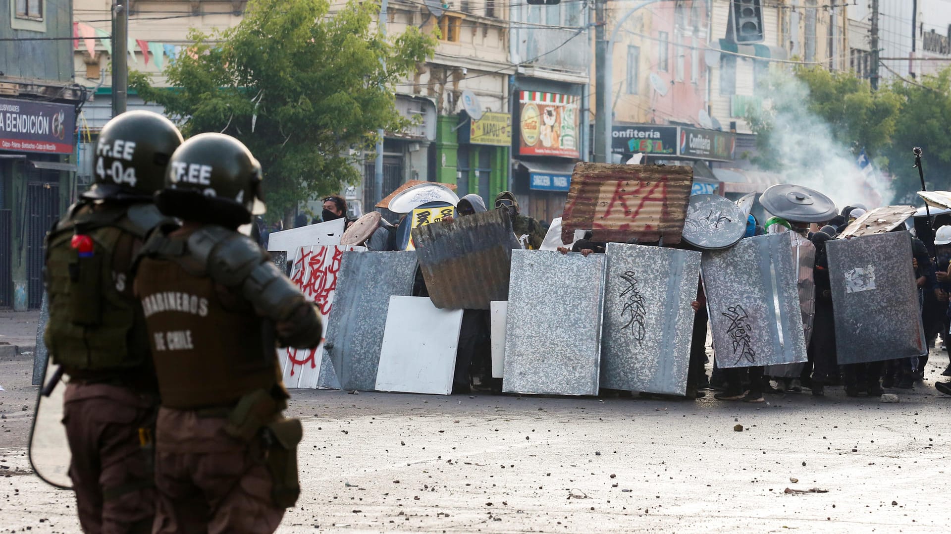 Proteste in Chile: Regierung und Opposition haben sich auf den Weg zu einer neuen Verfassung geeinigt. (Symbolbild)