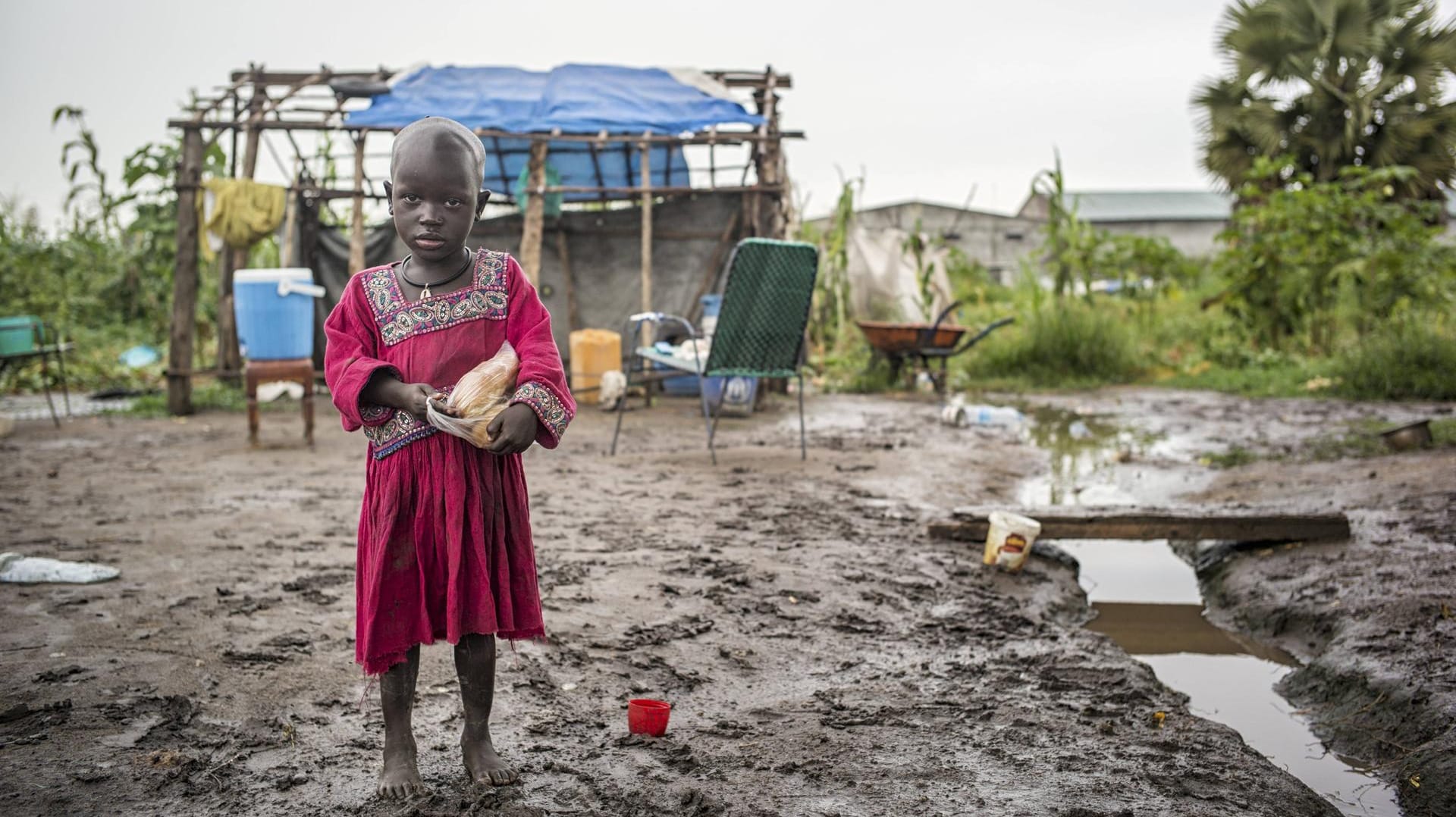 Mädchen im Südsudan: Die Kinder treffen die anhaltenden Niederschläge im Land besonders hart. (Symbolbild) Mädchen im Südsudan: Die Kinder treffen die anhaltenden Niederschläge im Land besonders hart. (Symbolbild)