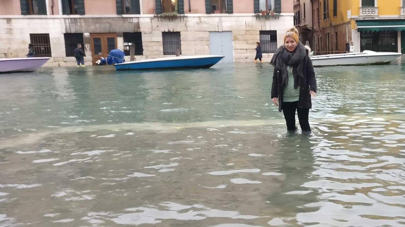 t-online.de-Redakteurin Lena Treichel in Venedig: Ihr Urlaub ist wortwörtlich ins Wasser gefallen.