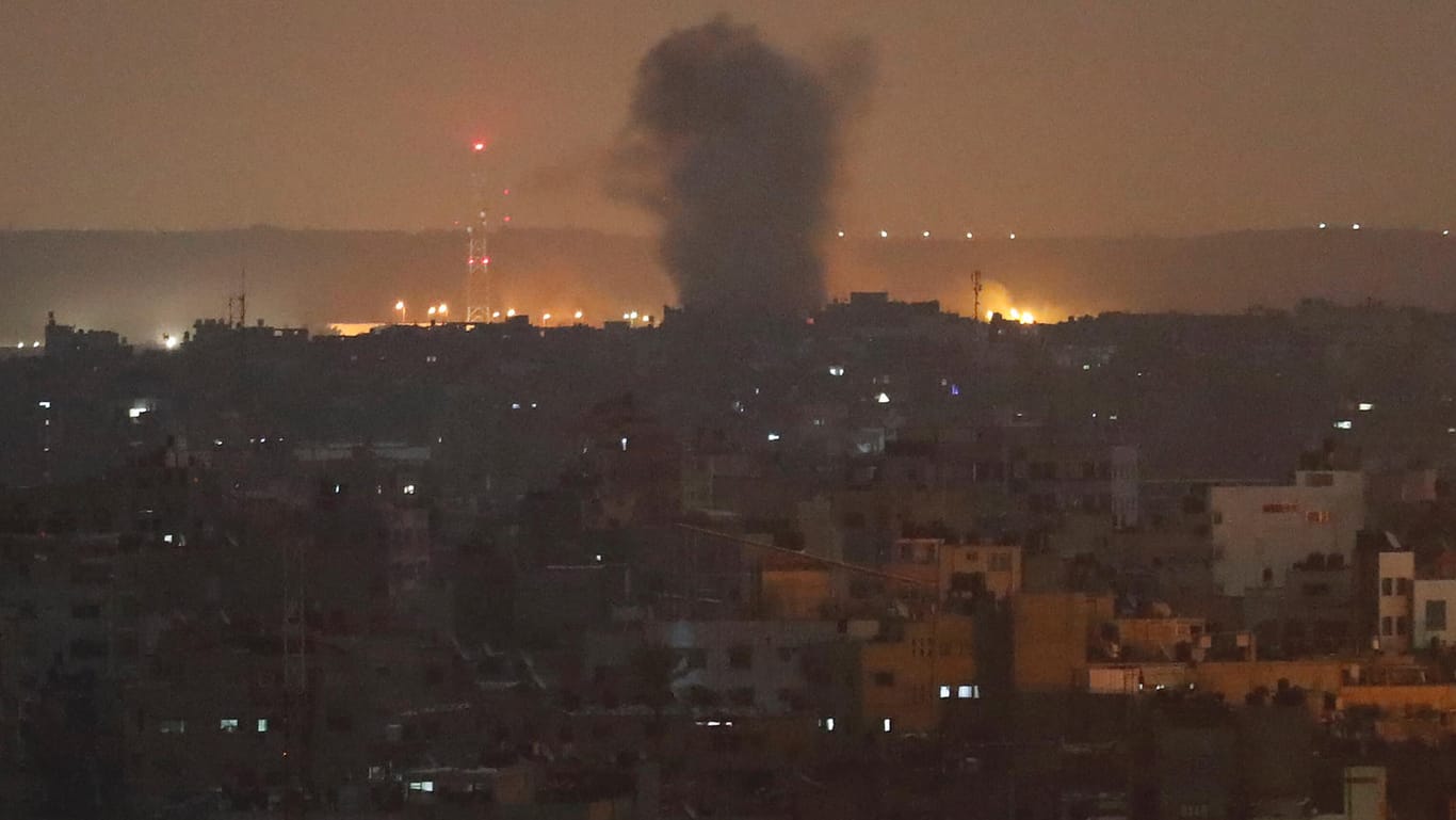Israelische Luftangriffe: Die mittlerweile geltende Waffenruhe scheint zumindest zeitweilig zu halten.