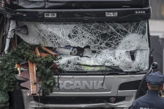 Todes-Lkw: Der von Anis Amri gekaperte Sattelschlepper nach dem Anschlag.
