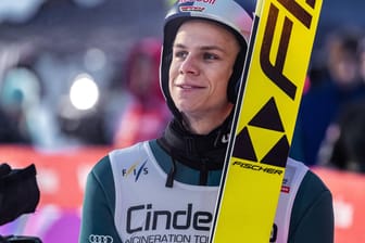 Andreas Wellinger: Der Skisprung-Olympiasieger fällt weiter aus.
