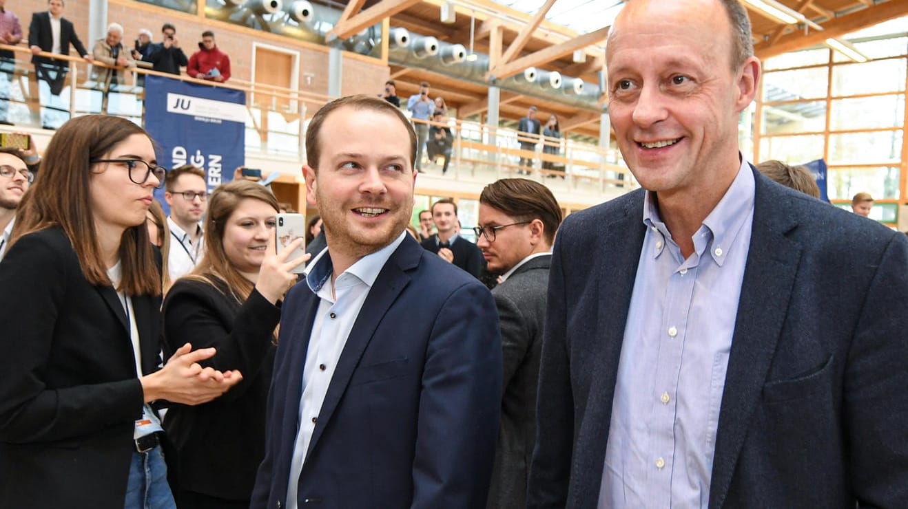 Der CDU-Politiker Friedrich Merz beim Landestag der Jungen Union (JU) Baden-Württemberg: "Wenn ich mich zu der ein oder anderen Person auch einmal kritisch äußere, dann ist das kein Putschversuch."