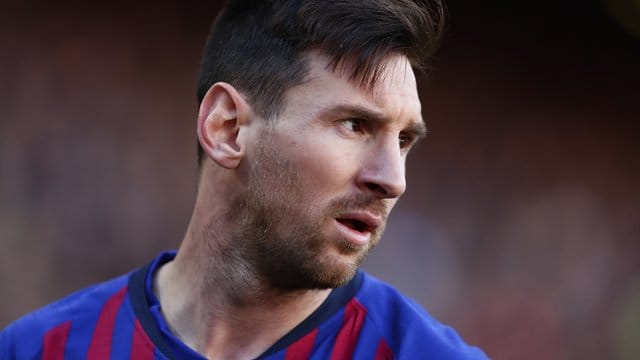 Das Starensemble um Lionel Messi bestreitet am Montag in Tel Aviv ein umstrittenes Testspiel gegen Uruguay. Das Starensemble um Lionel Messi bestreitet am Montag in Tel Aviv ein umstrittenes Testspiel gegen Uruguay.