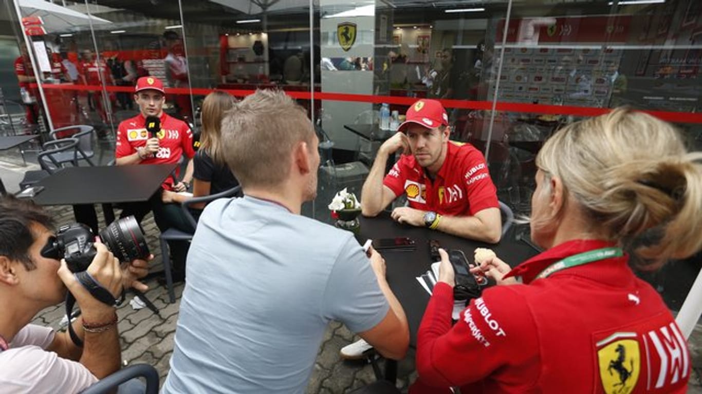 Sebastian Vettel und Charles Leclerc kollidierten beim GP von Brasilien und schieden beide aus.