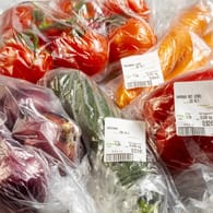 Gemüse in Einwegverpackungen: Deutschland produziert so viel Verpackungsmüll wie noch nie zuvor.