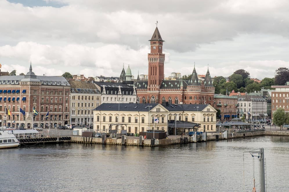 Blick auf den Hafen von Helsingborg: Das nationale Bombeneinsatzkommando prüfte nach der Explosion, ob nach Gefahr bestehe. (Archivbild)