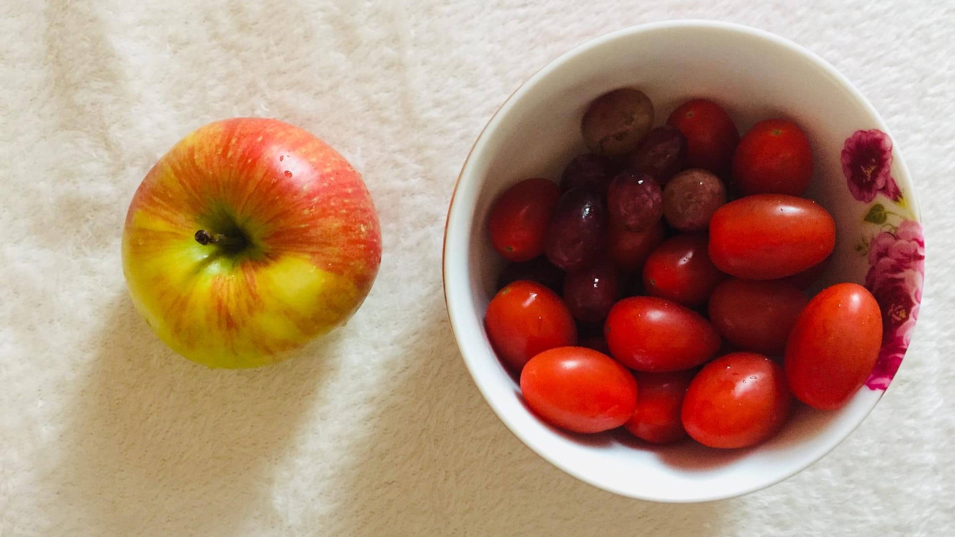 Entlastungstage vor dem Heilfasten: Meine letzte Mahlzeit einen Tag bevor ich mit dem Fasten beginne, besteht aus Obst und Gemüse.