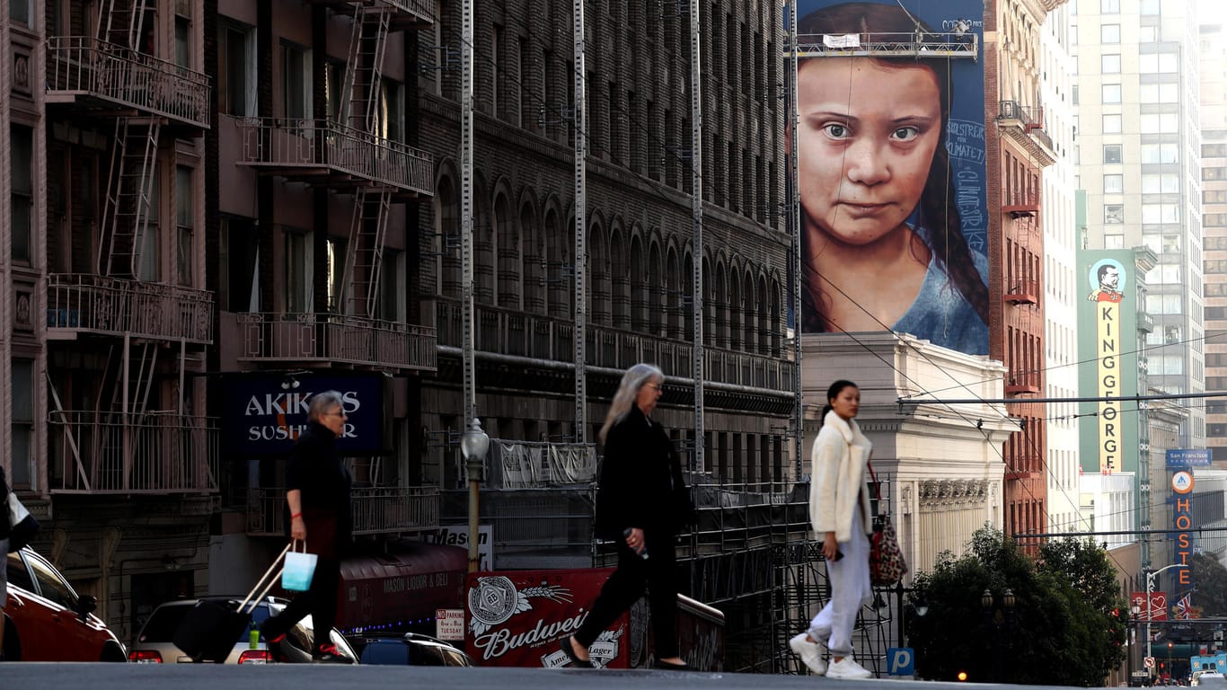 In San Francisco wurde ein Bild von Greta Thunberg an eine Wand gemalt: Die 16-Jährige wird für ihren Aktivismus heftig angefeindet.