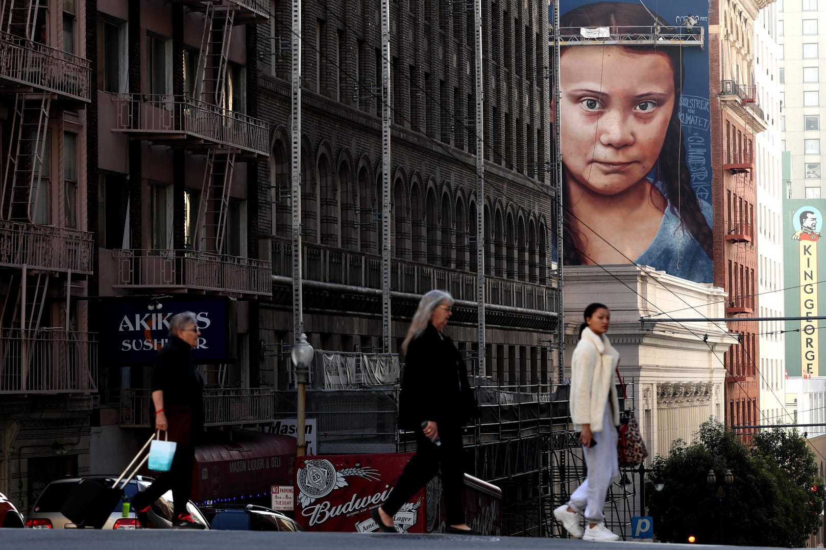 In San Francisco wurde ein Bild von Greta Thunberg an eine Wand gemalt: Die 16-Jährige wird für ihren Aktivismus heftig angefeindet.