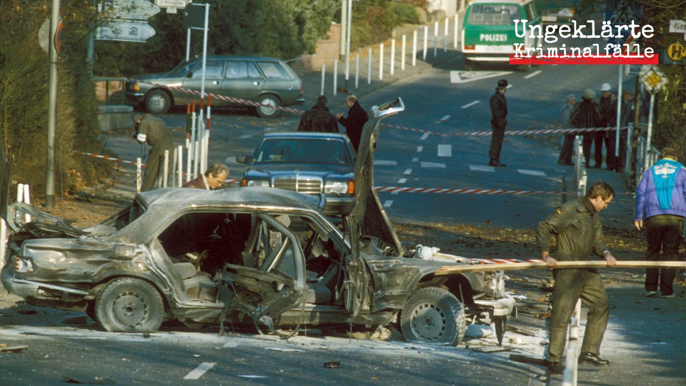 Alfred Herrhausen wurde am 30. November 1989 in Bad Homburg mittels einer besonders präzisen Sprengfalle ermordet.