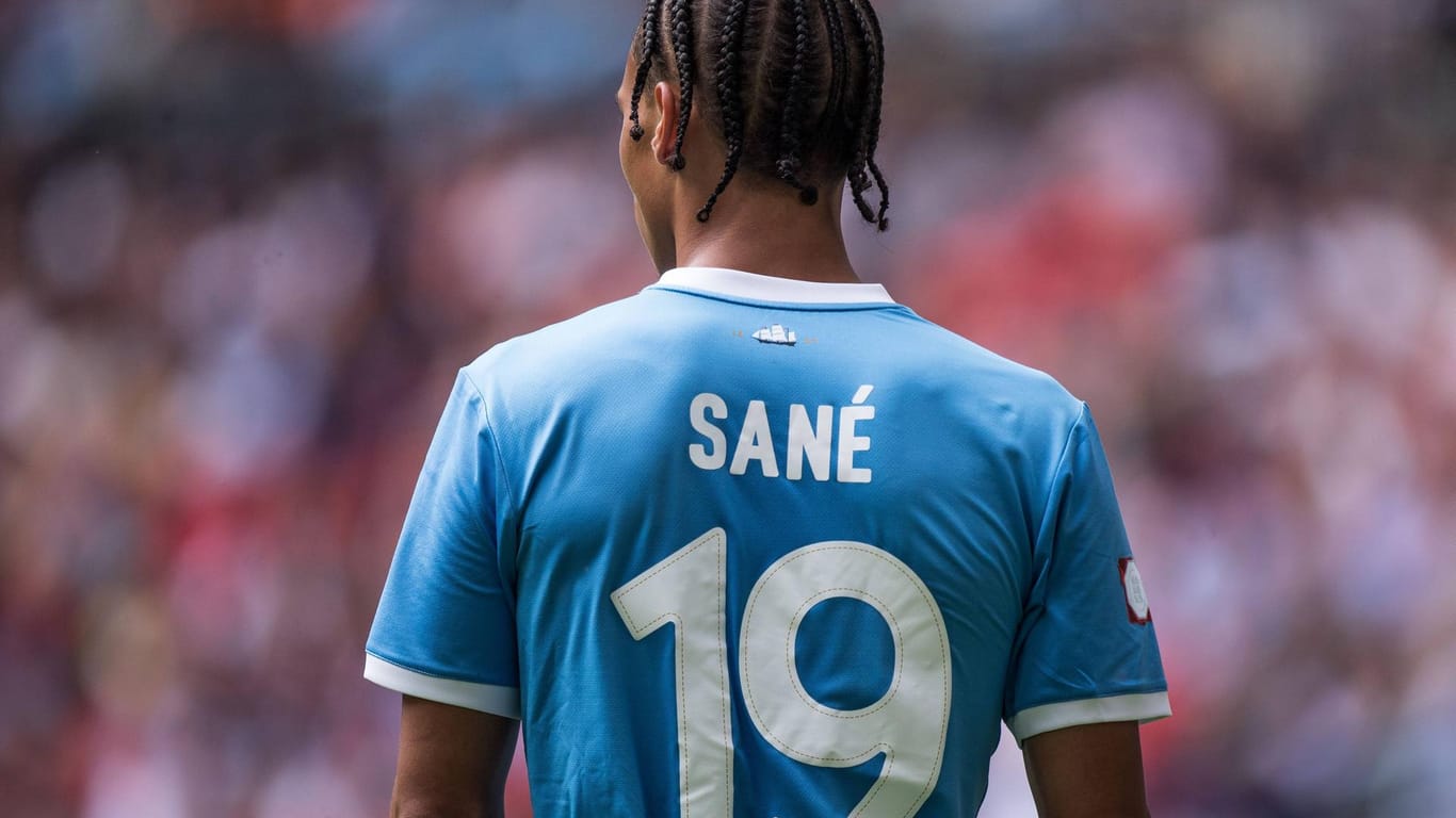 Leroy Sané: Der Transfer von Manchester City zum FC Bayern München ist offenbar noch nicht vom Tisch.