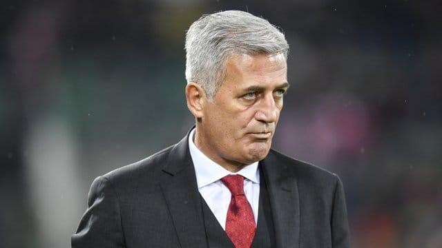 Die Zukunft von Vladimir Petkovic als Trainer der Schweizer "Nati" ist ungewiss. Die Zukunft von Vladimir Petkovic als Trainer der Schweizer "Nati" ist ungewiss.