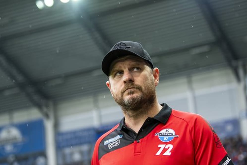 Kritisiert die Preise der Tickets für einen Stadionbesuch: Paderborns Trainer Steffen Baumgart.