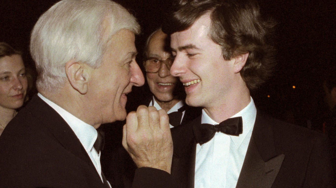 Richard von Weizsäcker mit seinem Sohn Fritz im Jahr 1987 (Archivbild): Der Angreifer, der Fritz von Weizsäcker tötete, gab an, aus Hass auf die Familie gehandelt zu haben.