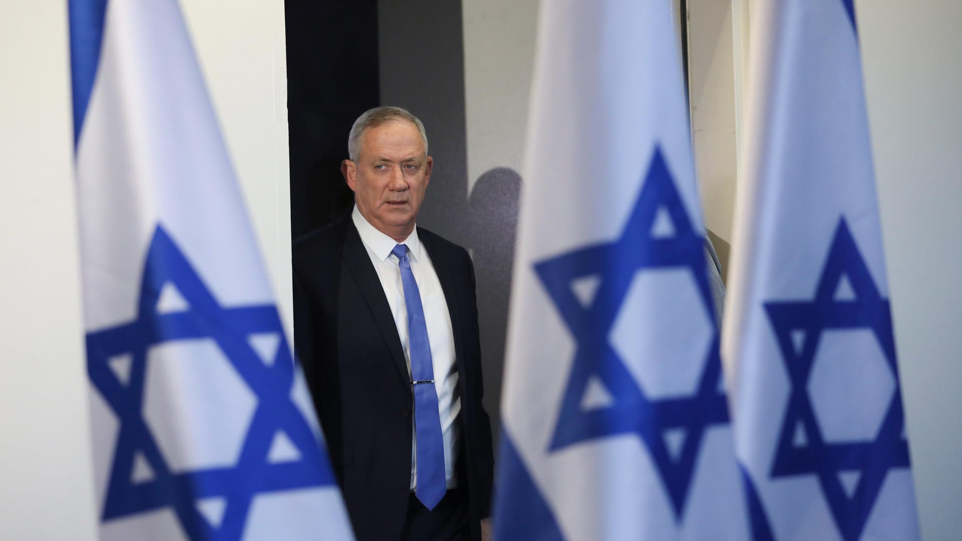 Benny Gantz, Vorsitzender des oppositionellen Mitte-Bündnisses Blau-Weiß: Auch er konnte keine Regierung bilden, wahrscheinlich müssen die Israelis bald zum dritten Mal innerhalb eines Jahres ein neues Parlament wählen.