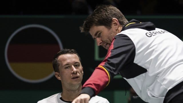 Haben das Davis-Cup-Viertelfinale im Blick: Teamkapitän Michael Kohlmann (r) und Philipp Kohlschreiber. Haben das Davis-Cup-Viertelfinale im Blick: Teamkapitän Michael Kohlmann (r) und Philipp Kohlschreiber.