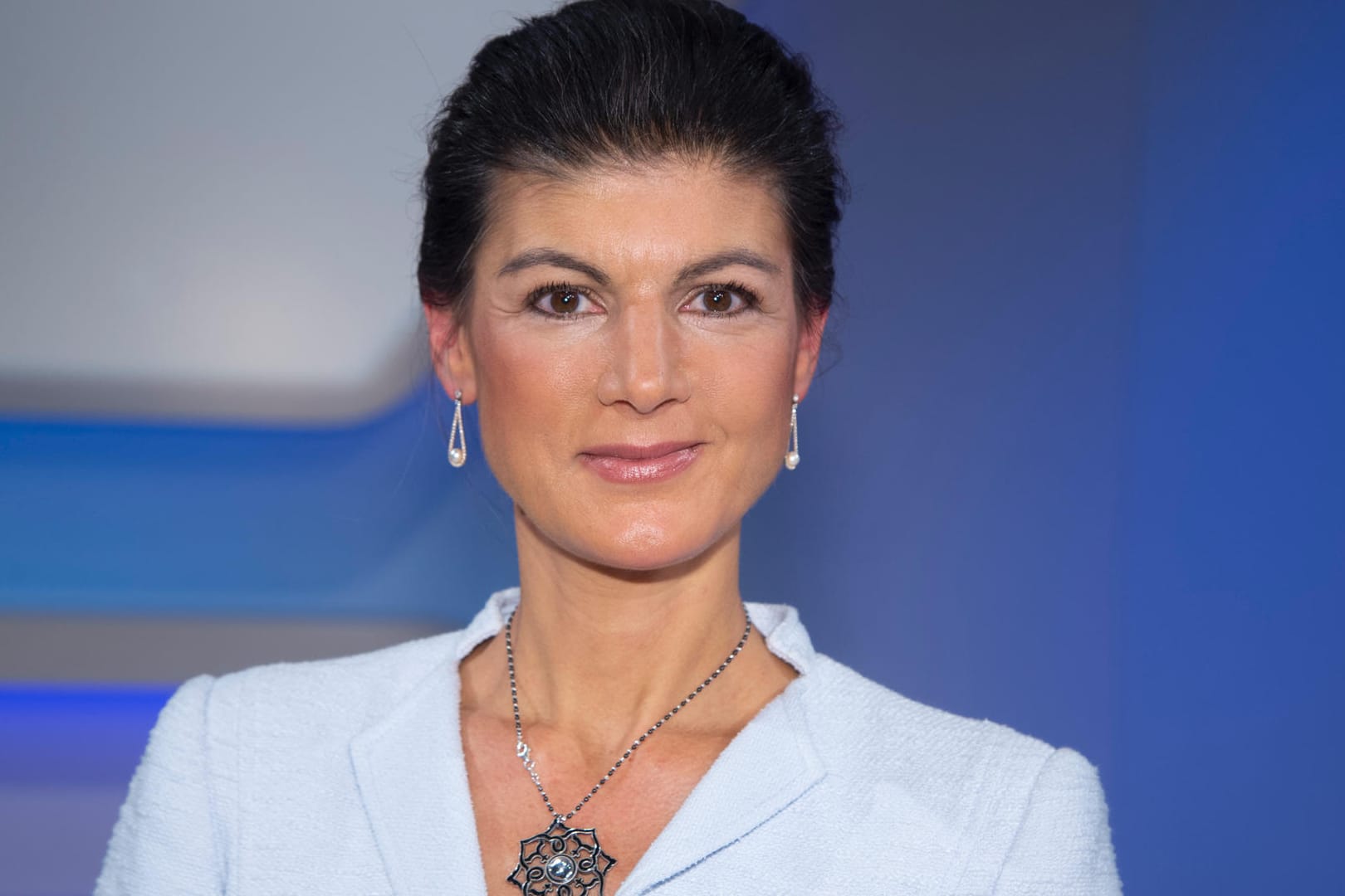 Sahra Wagenknecht: Die frühere Fraktionschefin der Linken gilt laut einer Umfrage erstmals als beliebteste deutsche Politikerin.