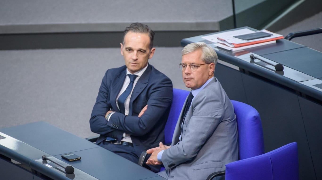 Außenpolitiker Heiko Maas (links, SPD), Norbert Röttgen (CDU): Röttgen kritisiert Maas' Pläne zur Reform der Nato.