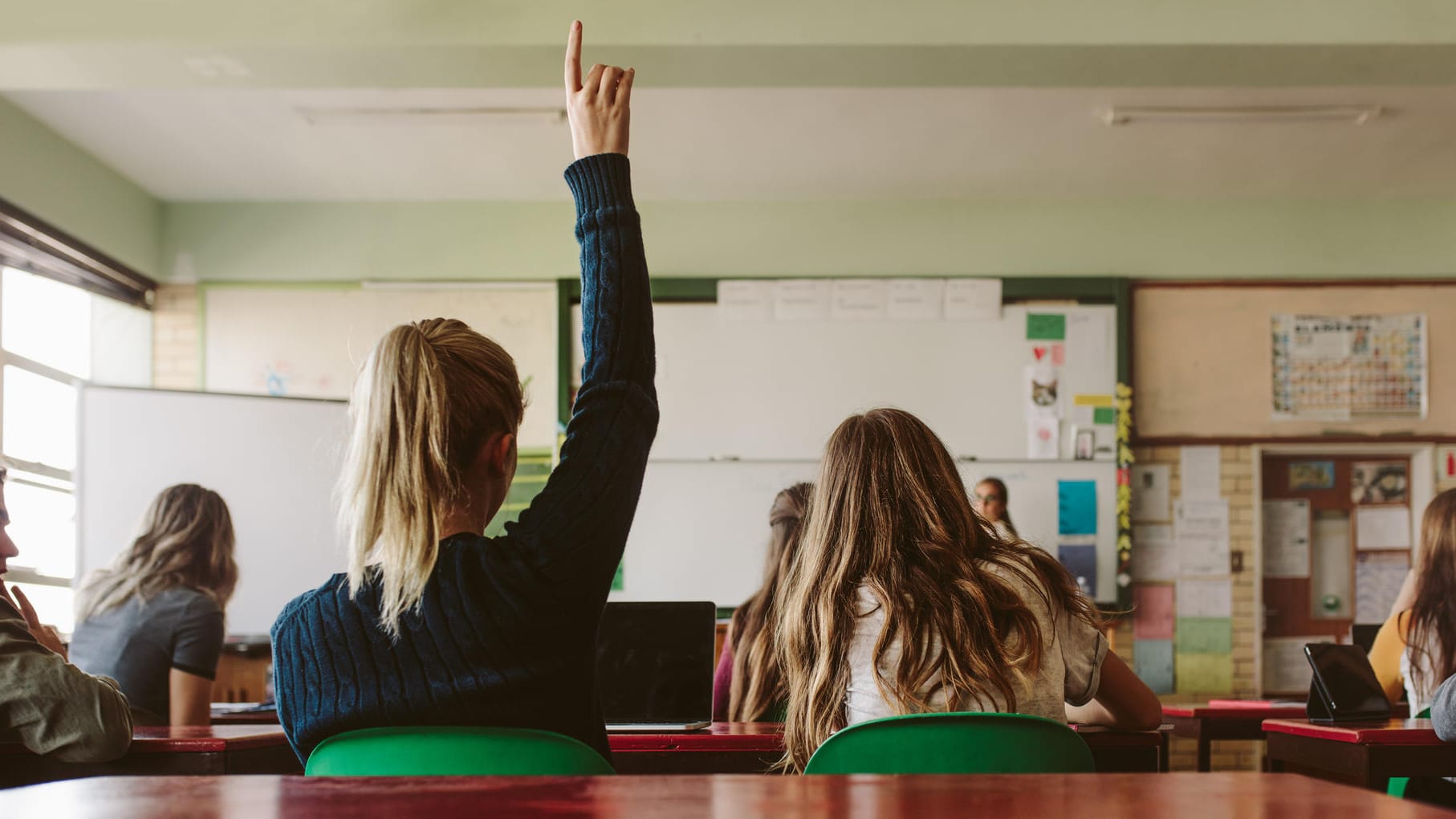 Blick in ein Klassenzimmer: Auch Schüler und Schülerinnen können an einer psychischen Erkrankung leiden.