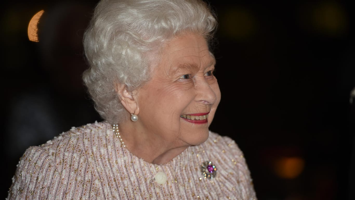 Queen Elizabeth II.: Sie erschien am Mittwochabend zu einem Termin in London.