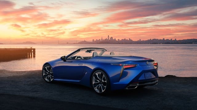 Die Cabrio-Version des Lexus LC 500 kommt 2020 in den Handel.