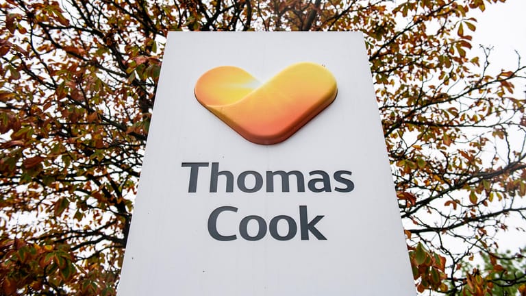 Das Logo des Reisekonzerns Thomas Cook: Durch Verkäufe von Unternehmensteilen soll die Zukunft von mehr als 1.000 Mitarbeitern der deutschen Thomas Cook gesichert werden.